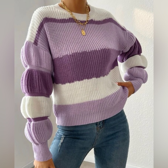 🆕 Gathered Sleeved Sweater - Purple Stripes - Picture 1 of 6